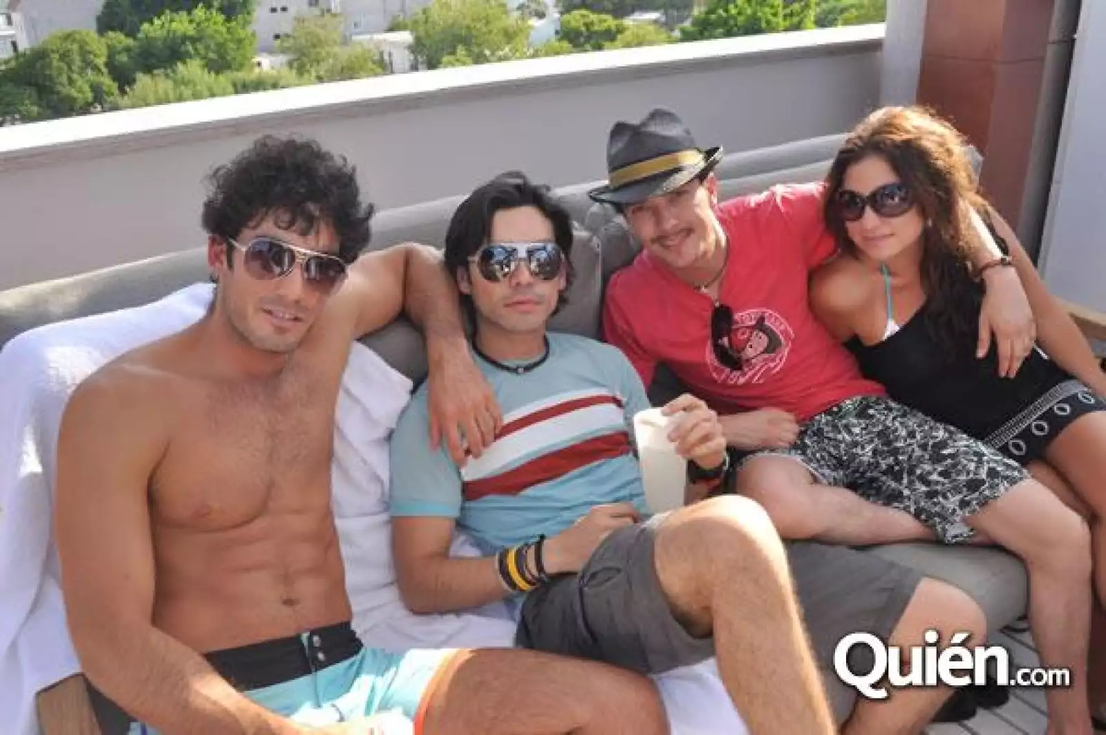 Parador Corona Light