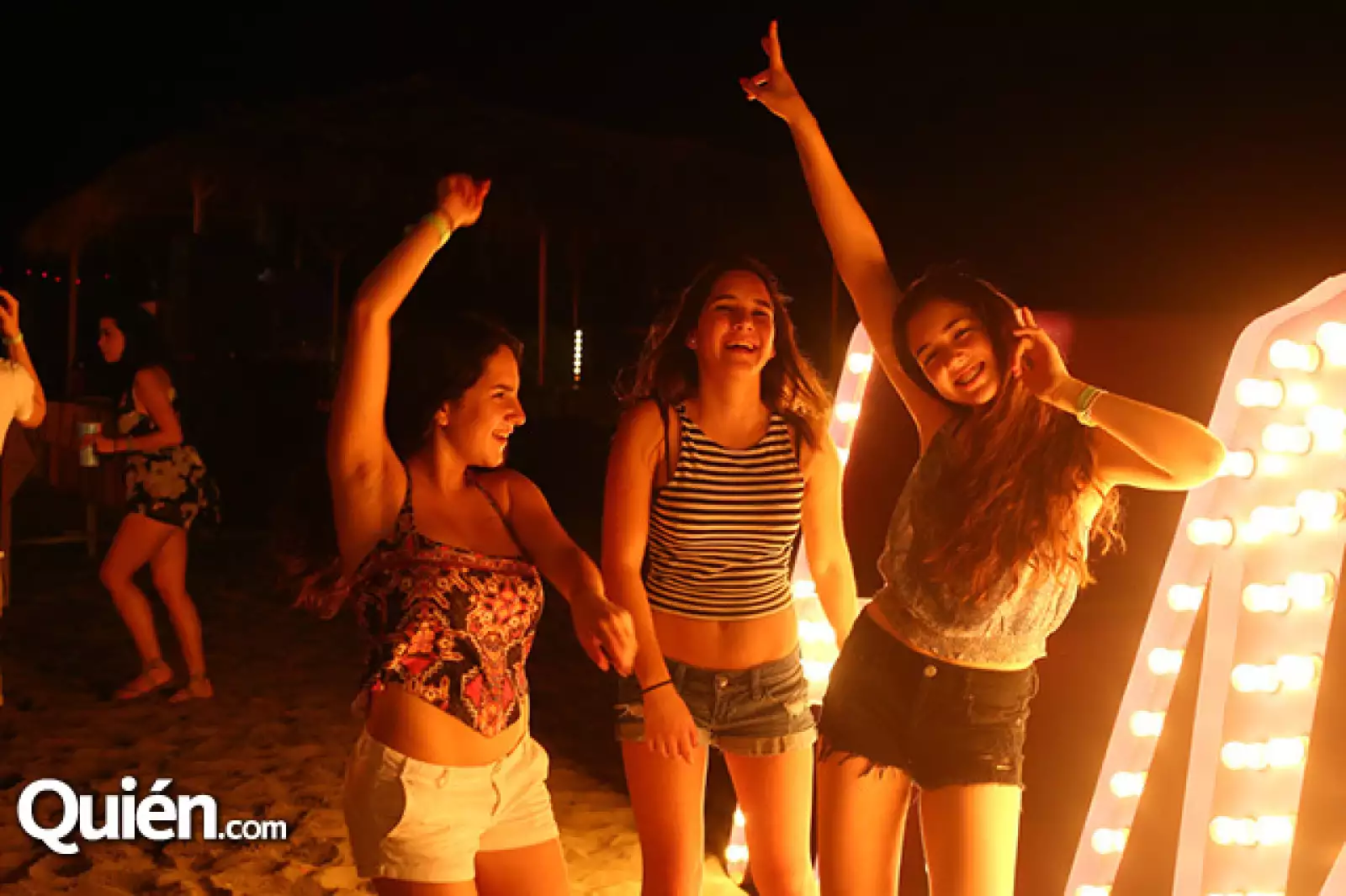 Andrea Lomelín,Regina Lomelin,Andrea Gómez