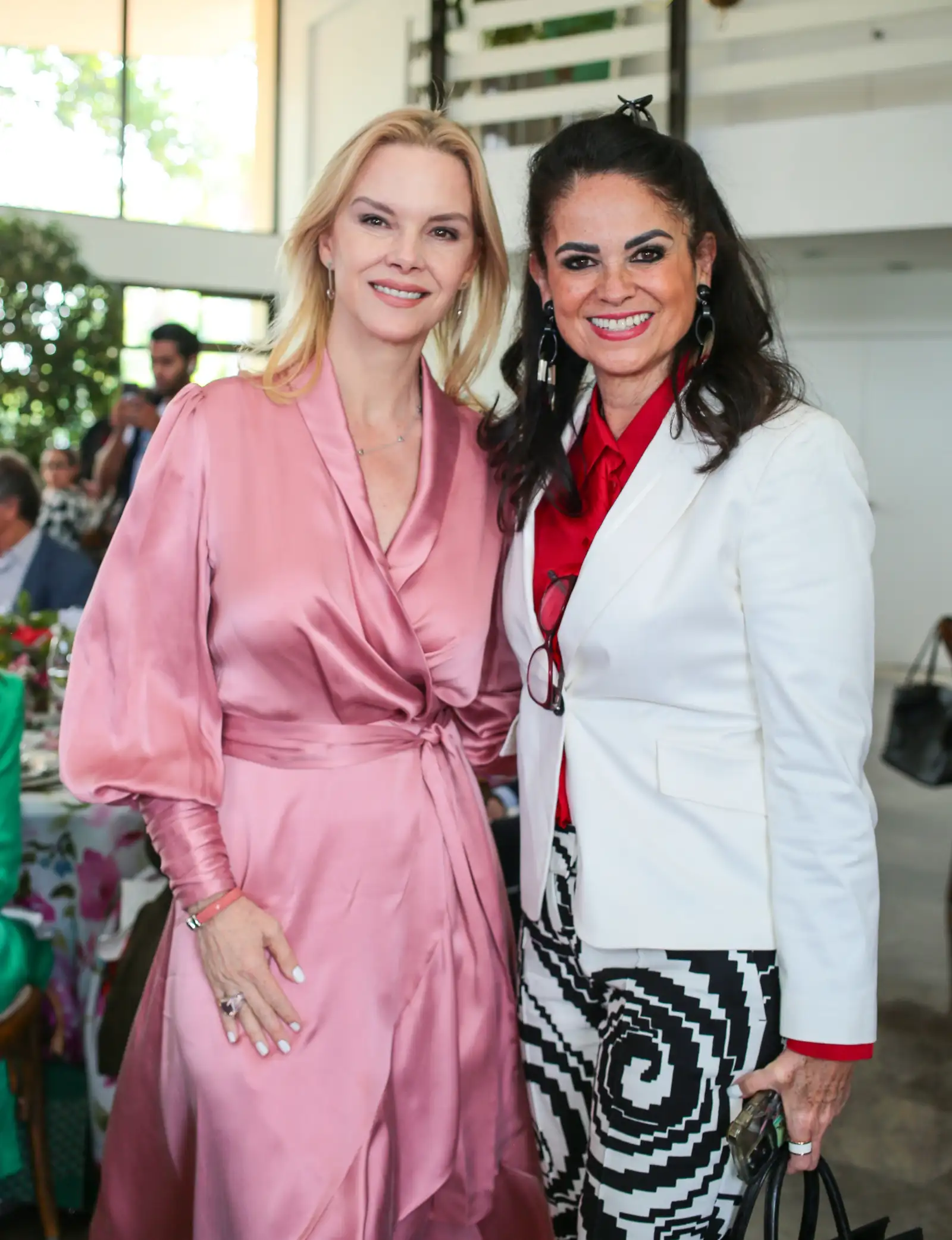 Maricarmen Ramos y Perla. Ealy
