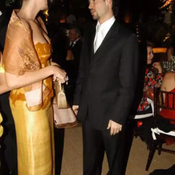 Carla Brunel de Peralta, Emiliano Salinas