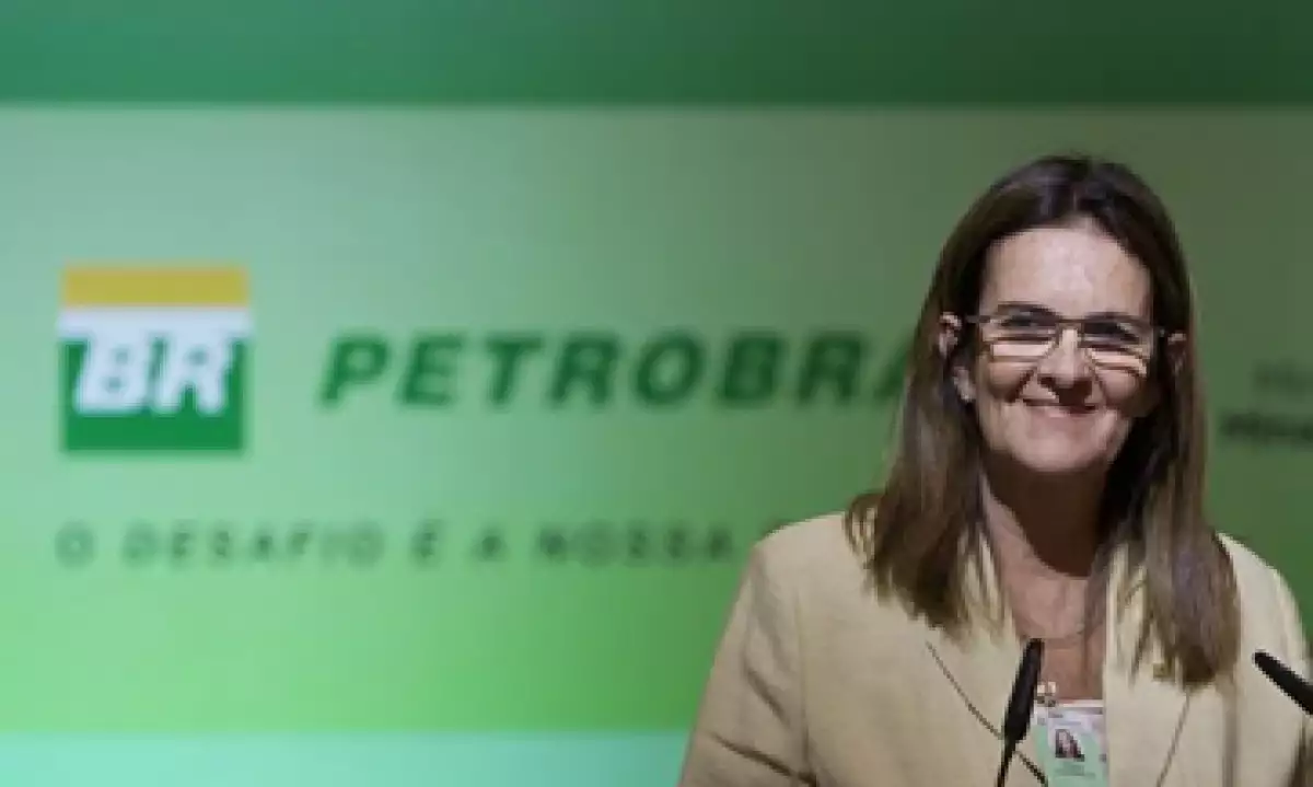 Maria das Gracas Foster se convirtió este año en la primera mujer en dirigir a Petrobras. (Foto: AP)