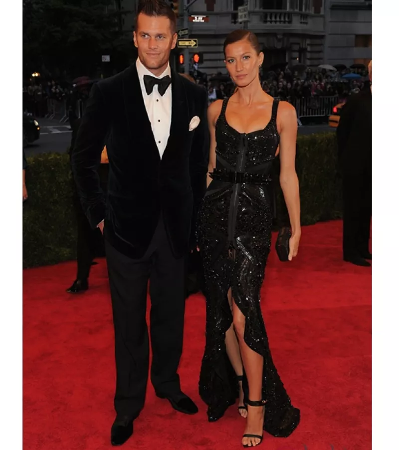La supermodelo confirmó durante una entrevista en su natal Brasil que espera su segundo hijo fruto de su relación con su esposo, Tom Brady.