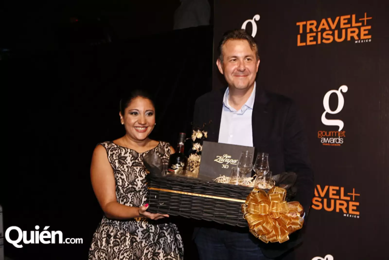 Maite Zeron,Guillermo González