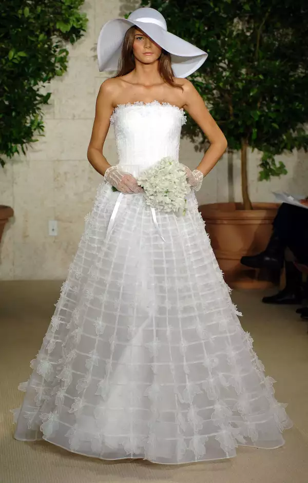 Oscar De La Rental Bridal Show
