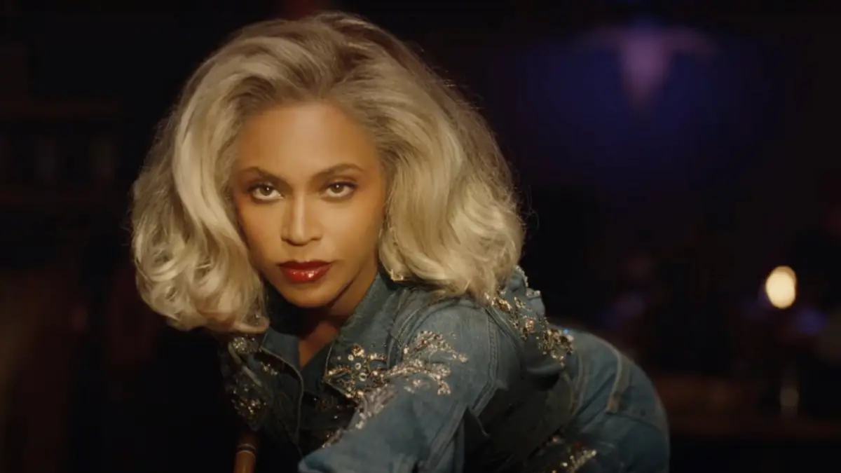 beyonce-levis.jpg