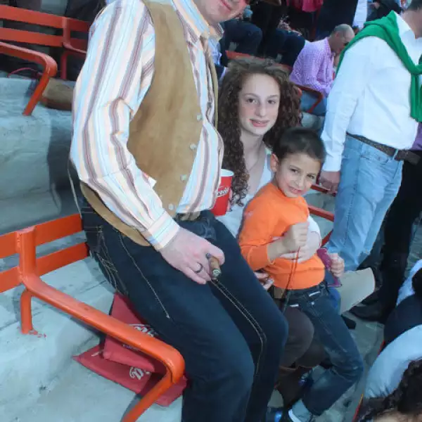 Mario, Cristina y Antonio Meouchi