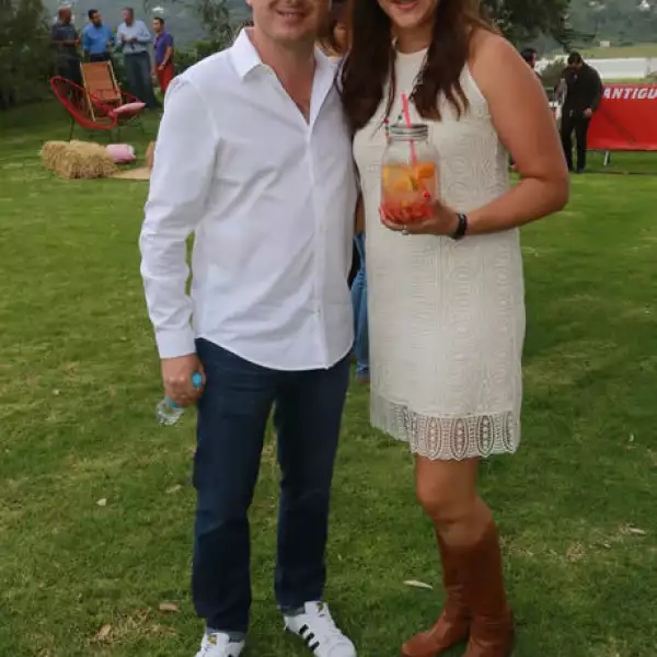 Checo Barrera y Michelle Paredes