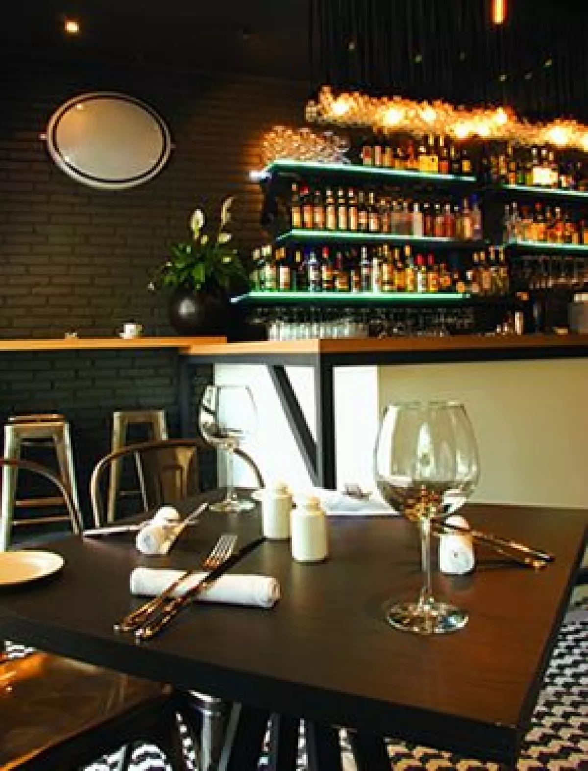 Excelente ambiente y ubicación lo han convertido en poco tiempo en el nuevo lugar obligado de Polanco.