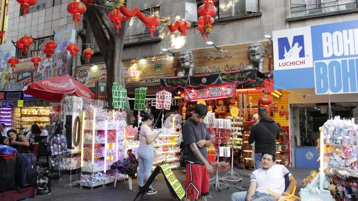 El Barrio Chino no tan chino de CDMX festeja el año nuevo con merch asiática 