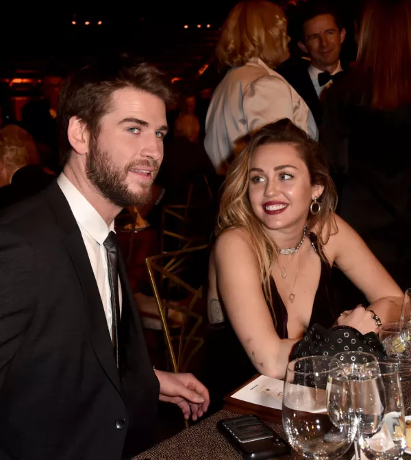 Liam Hemsworth y Miley Cyrus