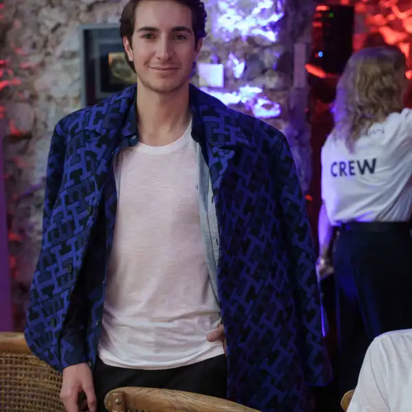 280323SHAWNMENDESTETETLA63.jpg