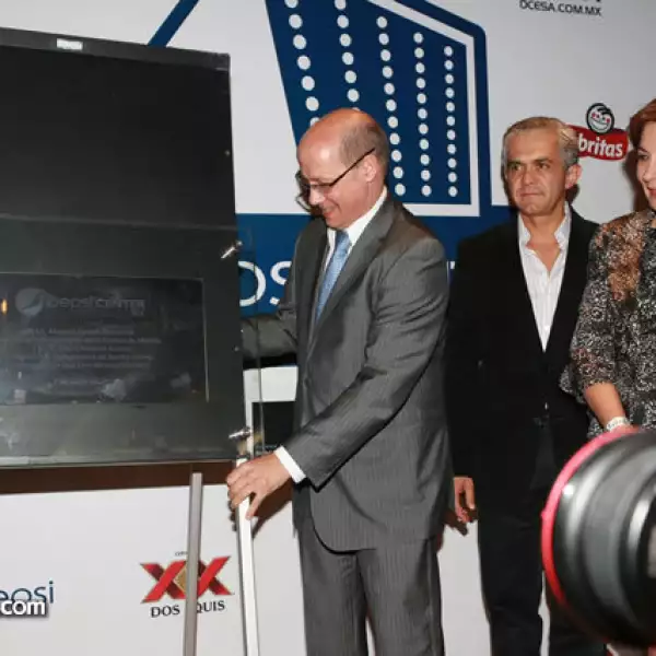 En el lugar se develó una placa conmemorativa.
