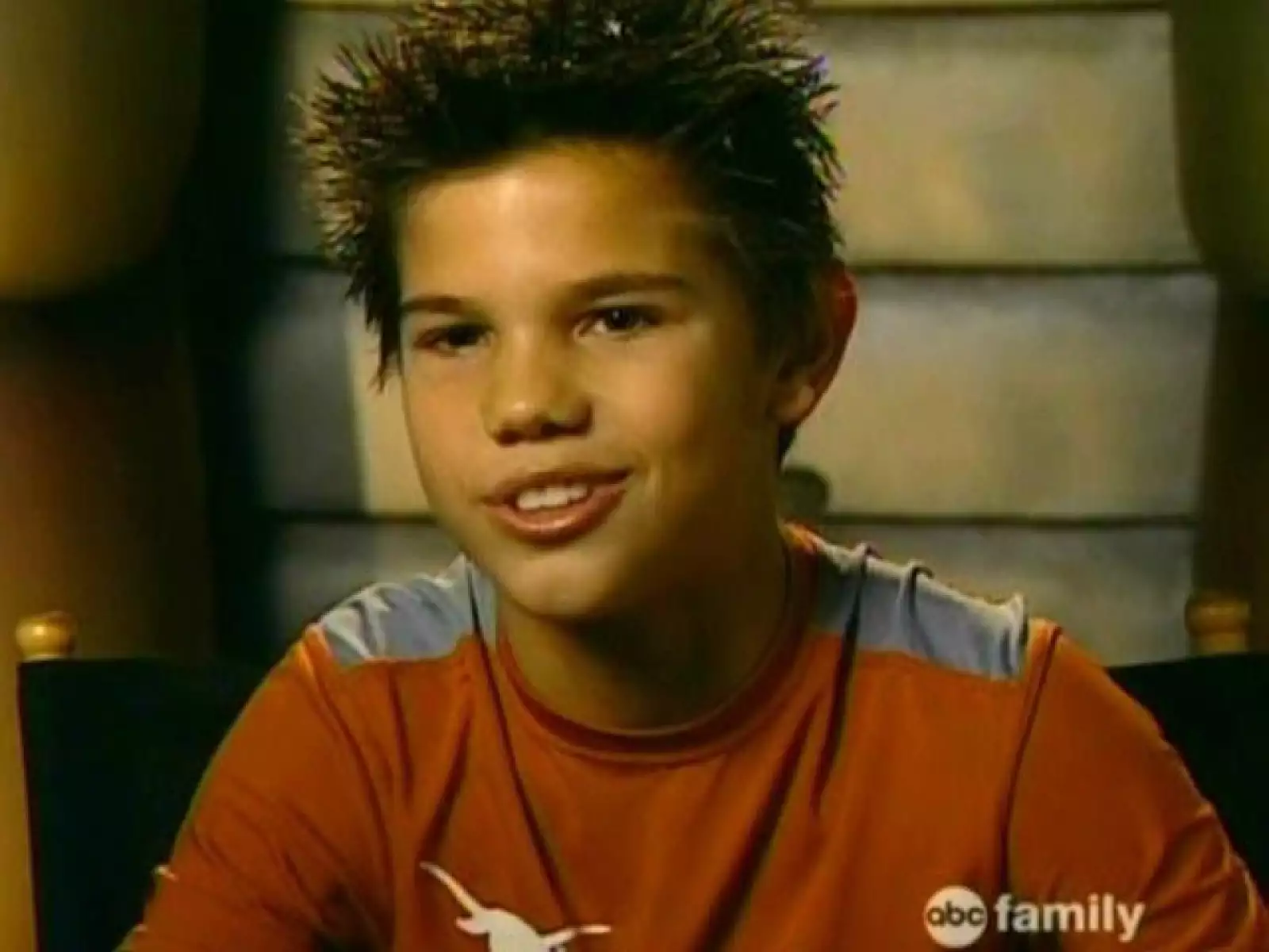 2000. A los ocho años.