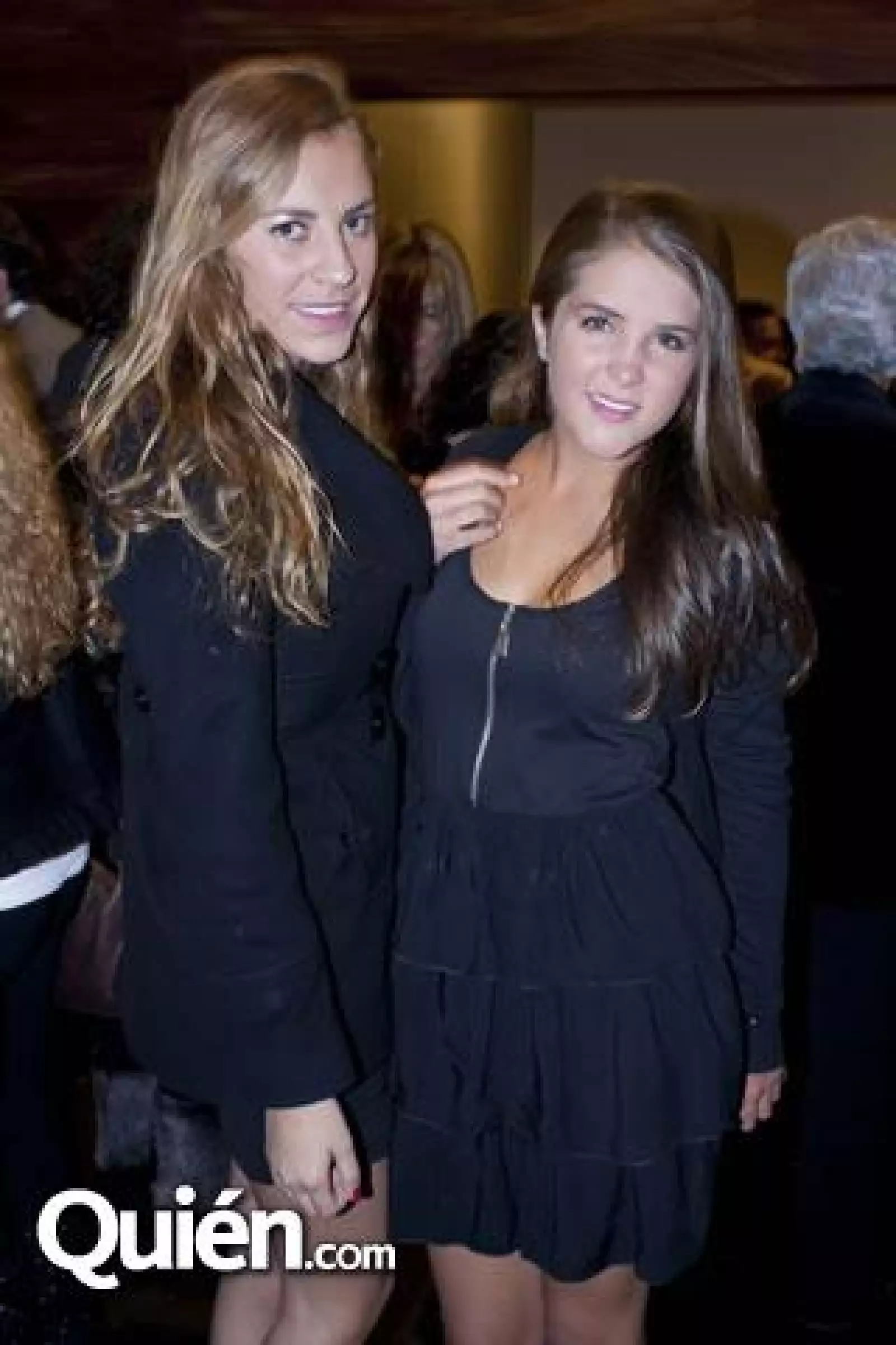 Fran López Pani,Ana Paula Mendoza