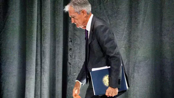 ¿Quién es Jerome Powell y por qué Trump quiere que se vaya de la Fed?