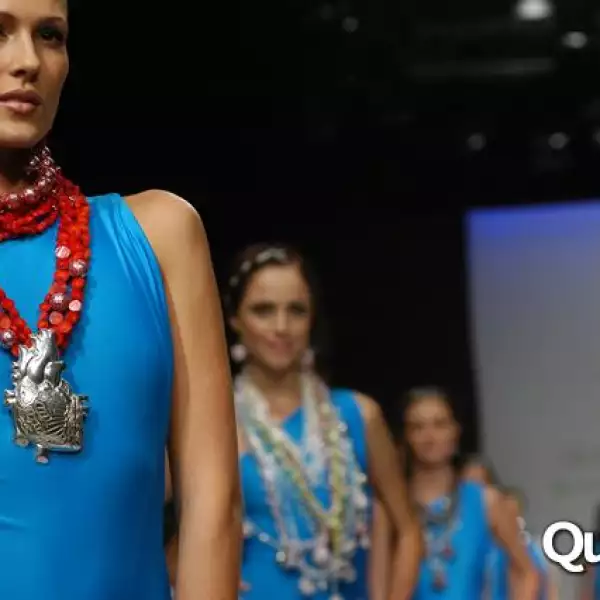 MBF Pasarela Delia González