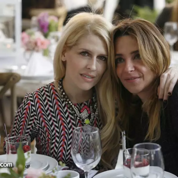 Eugenia Debayle,Luisa Serna