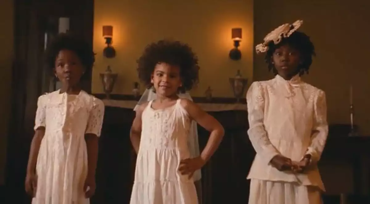 Blue Ivy hace su debut en el video de su mamá.