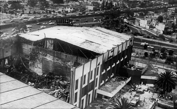 incendio-cineteca-.jpg