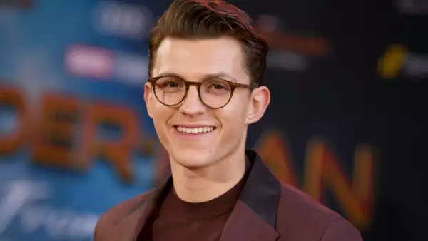 Tom-Holland-Spider-Man-Contrato