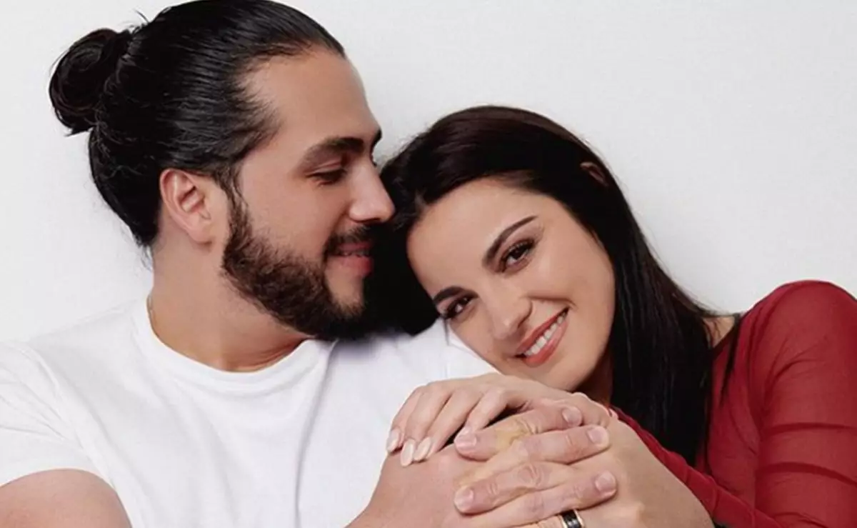 Andrés Tovar y Maite Perroni