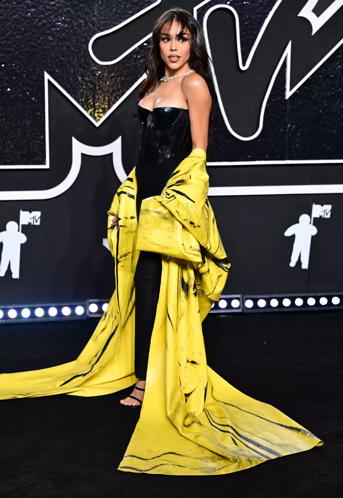 looks vmas 2024