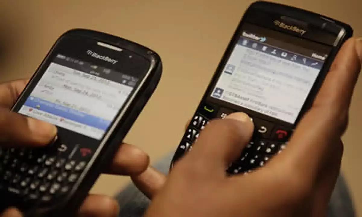 Ofrece una conexión simultánea entre datos y voz, lo que permitirá usar las dos herramientas de forma simultánea. (Foto: AP)