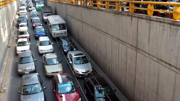 Hoy No Circula 24 de septiembre de 2025: consulta qué autos descansan en CDMX y Edomex este miércoles