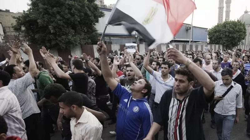 Manifestantes protestan en El Cairo