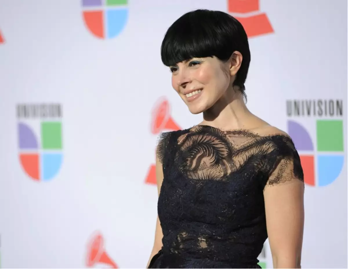 Ely Guerra tuvo que ser intervenida quirúrgicamente del seno izquierdo.