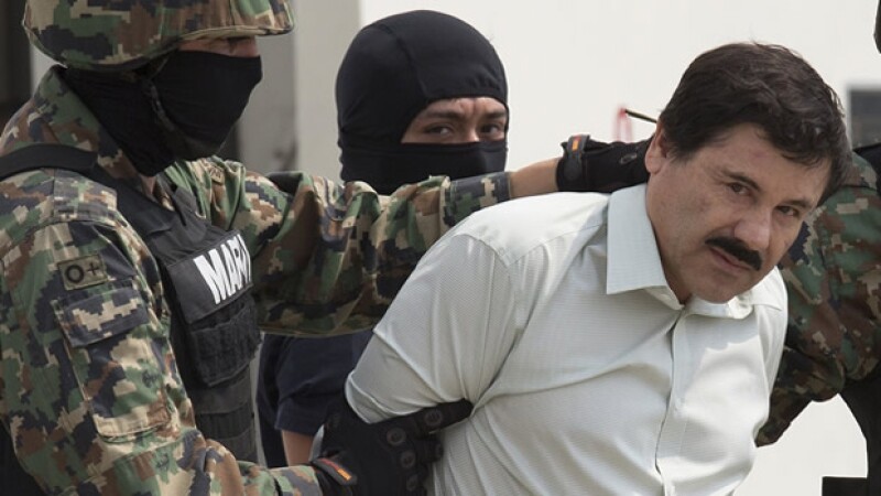 El chapo en su captura el 22 de Febrero del 2014.