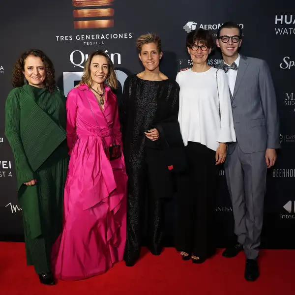 Yissel Ibarra,  Guillermina Navarro, Patricia Guerra , Tamara Ca