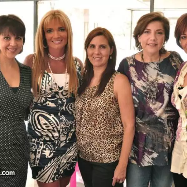 Adriana de Wise,Verónica Lepeley Cambiaso,Lorena Loranca,Ana Fernández y Alma Rangel