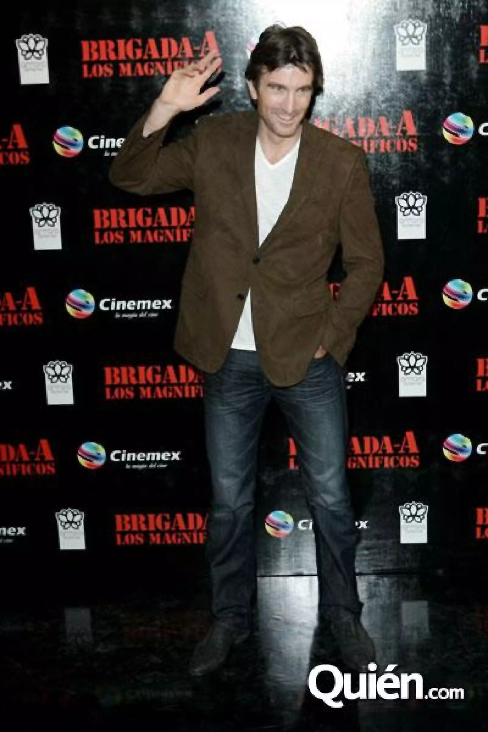 Premiere Brigada A Los Magnificos