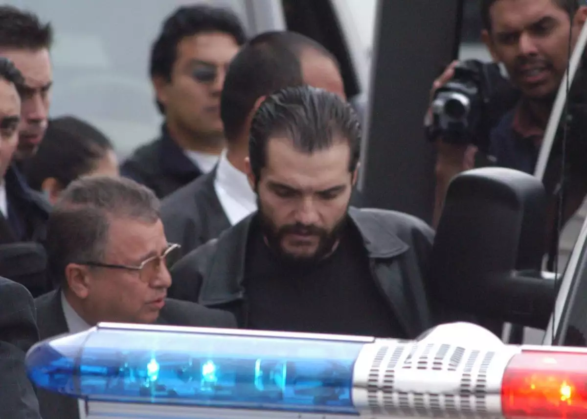 Carlos Ahumada es extraditado a México; Fiscalía reclama 30 mdp y un año de cárcel