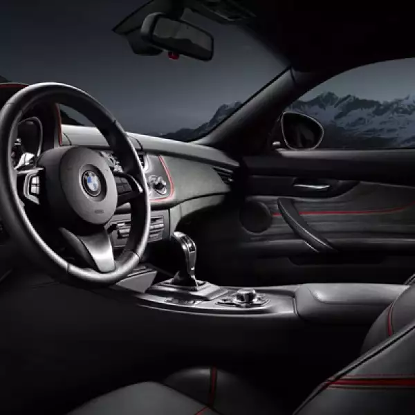 El interior presenta una disposición y estilo típicos de la marca alemana pero con un plus de refinamiento impuesto con mejores materiales y terminaciones.