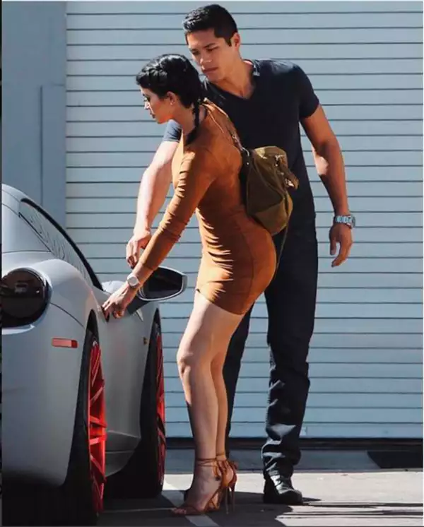 La estrella de reality robó suspiros con esta imagen junto a sus guardaespaldas.