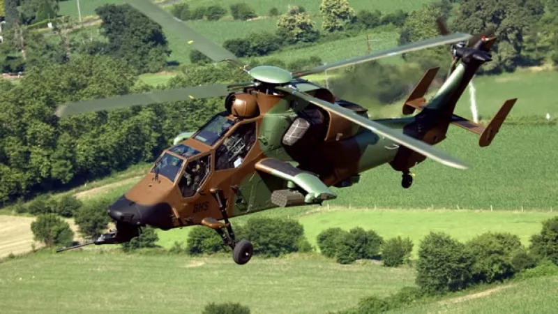 Helicoptero Tigre en un ensayo en Pau