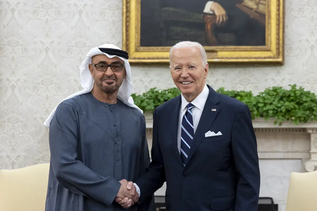 Joe-Biden-y-Sheikh-Mohamed-bin-Zayed-al-Nahyan
