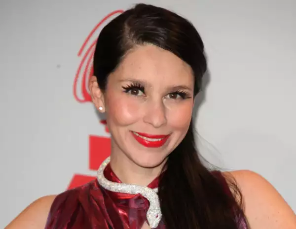 Denisse Gutiérrez se convertirá en la nueva cara del International Designers México Fall/Winter 2012-2013, en su sexta edición.