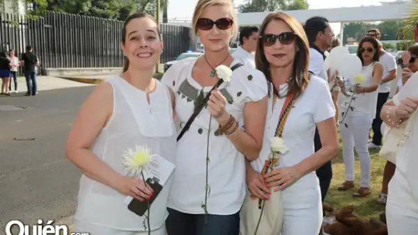 Claudia Gutiérrez Hermosillo,Mayte Somellera y Gabriela Vizcaíno