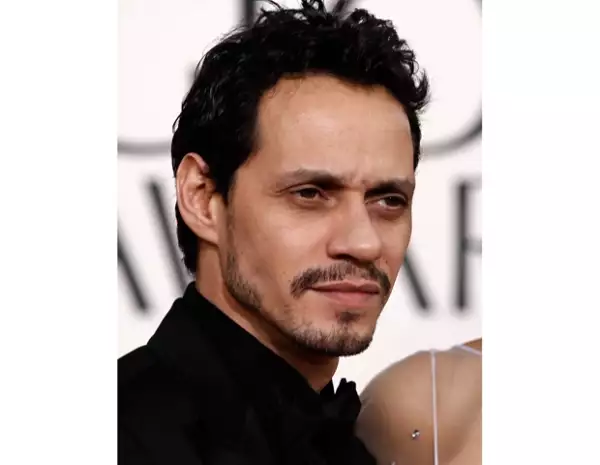 El intérprete puertorriqueño suele tener parejas muy atractivas.