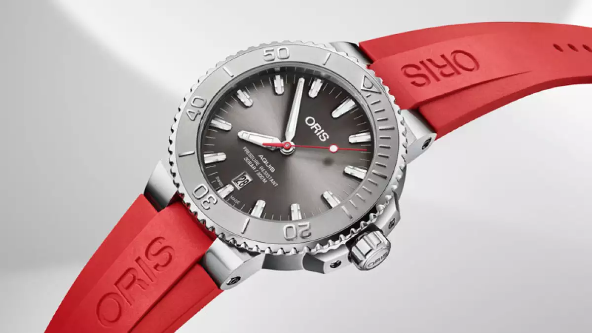 Oris Aquis Date Relief