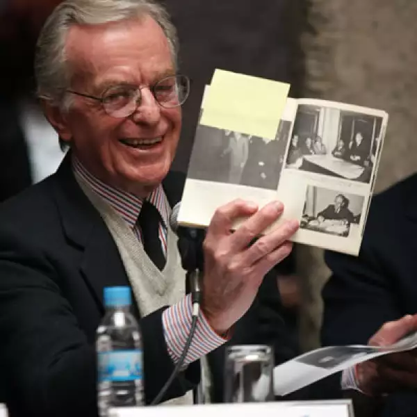 Homenaje a Jacobo Zabludovsky y Leon Davidoff.