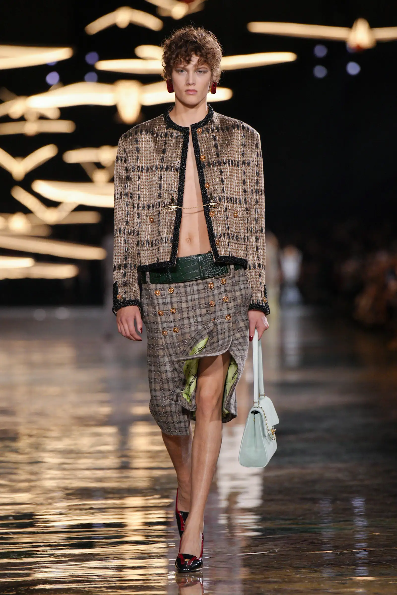 Chanel S27 043.jpg