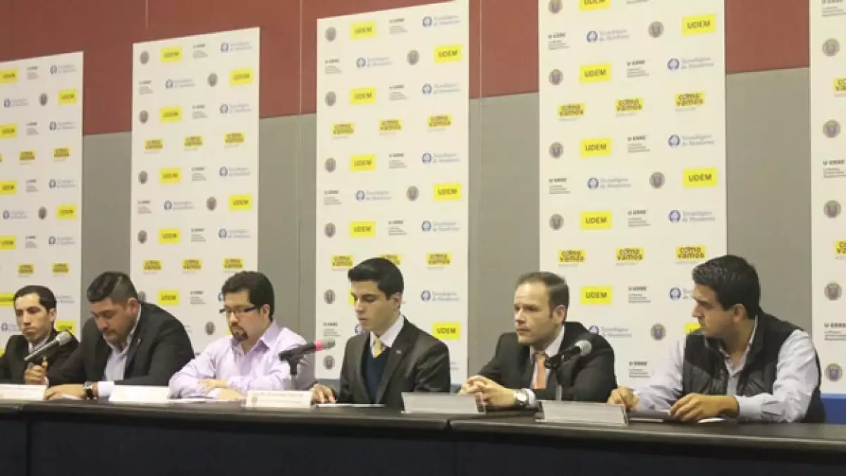 Estudiantes de NL