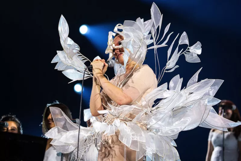vLtcs91w.jpg
