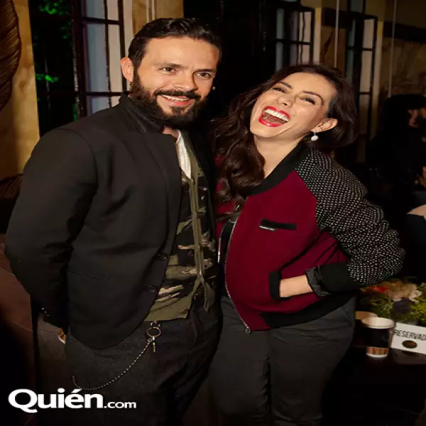 José María Torre,Claudia Lizaldi