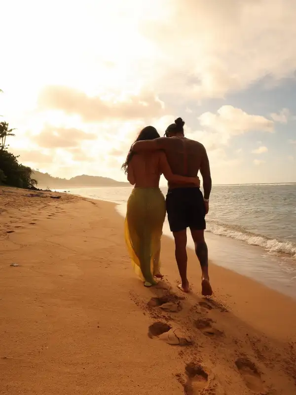 Kim Kardashian y Lewis Hamilton durante las vacaciones de verano 2026