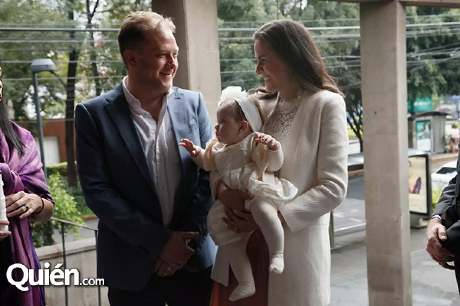 Francisco y Pía Santamaría con Dana Landa